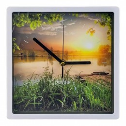 Настенные часы Perfeo PF-WC-005, квадратные, 22x22 см, белый корпус / озеро циферблат (PF_C3069)